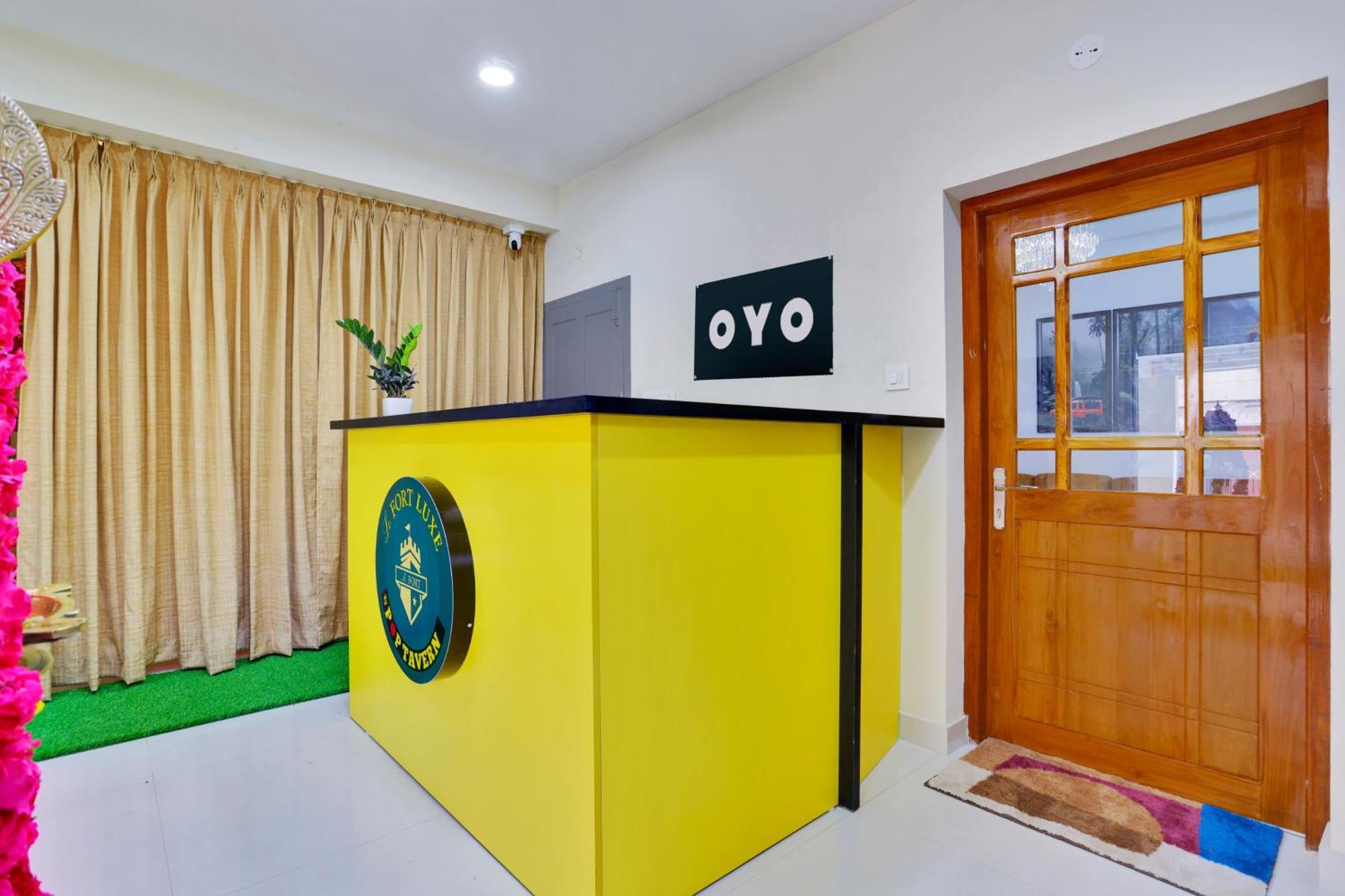 Super Collection O Lefort Luxe By Poptavern Thiruvananthapuram Eksteriør billede